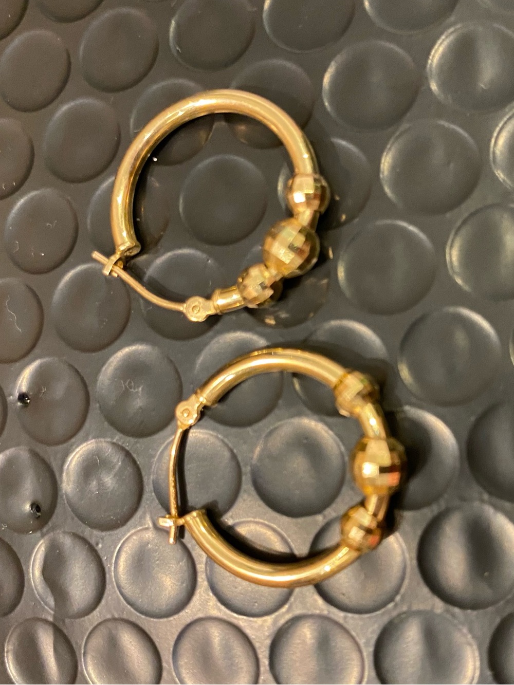 Hoop Earrings 14k 1.30g yellow gold beaded faceted orbs Bali-style disco-ball
